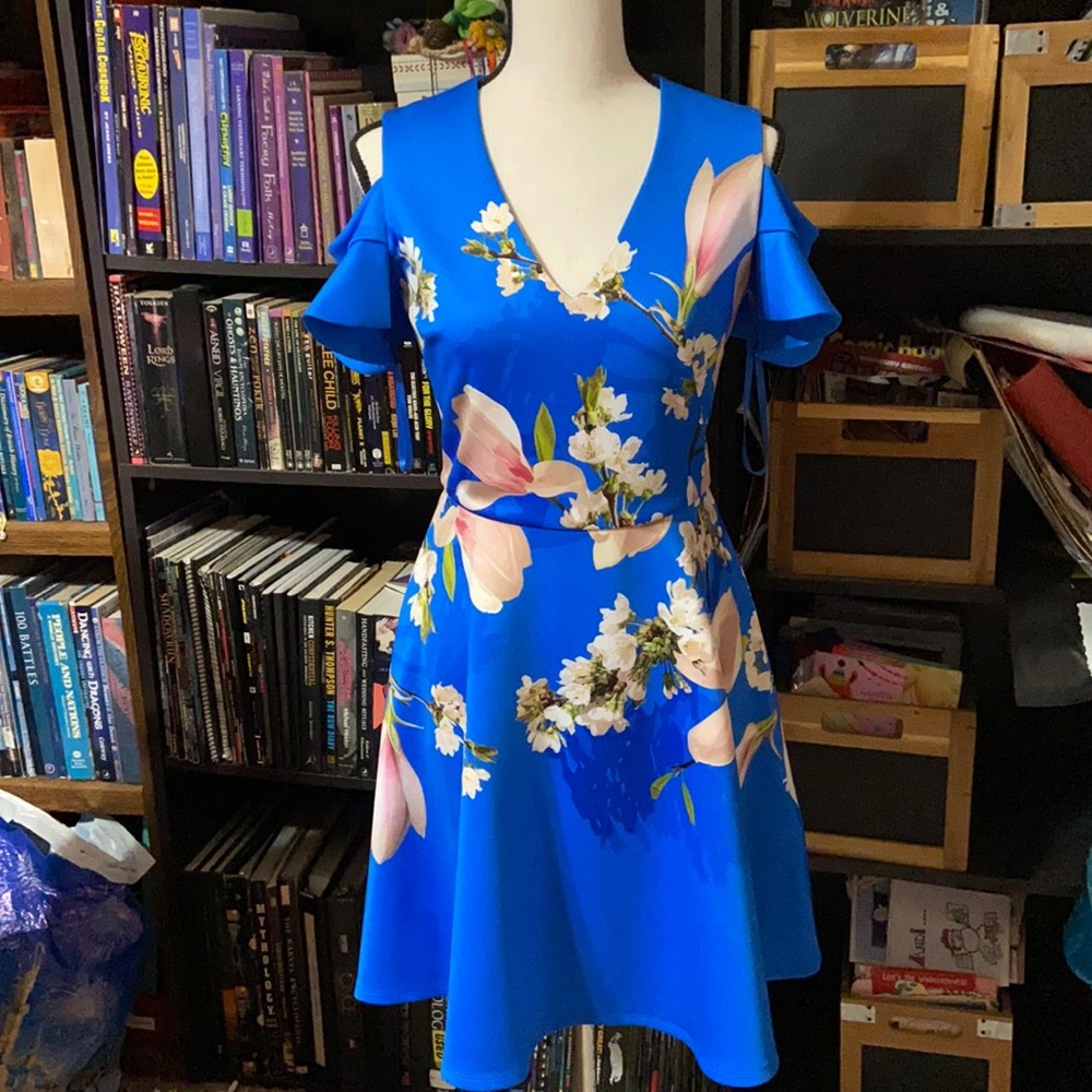 Ted Baker Amber Harmony Floral Print Cold Off the shoulder Blue Dress Flower